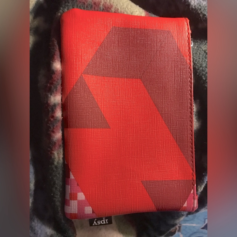 Makeup bag